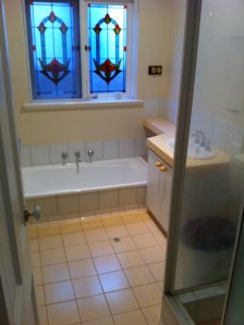 North Perth bathroom BEFORE